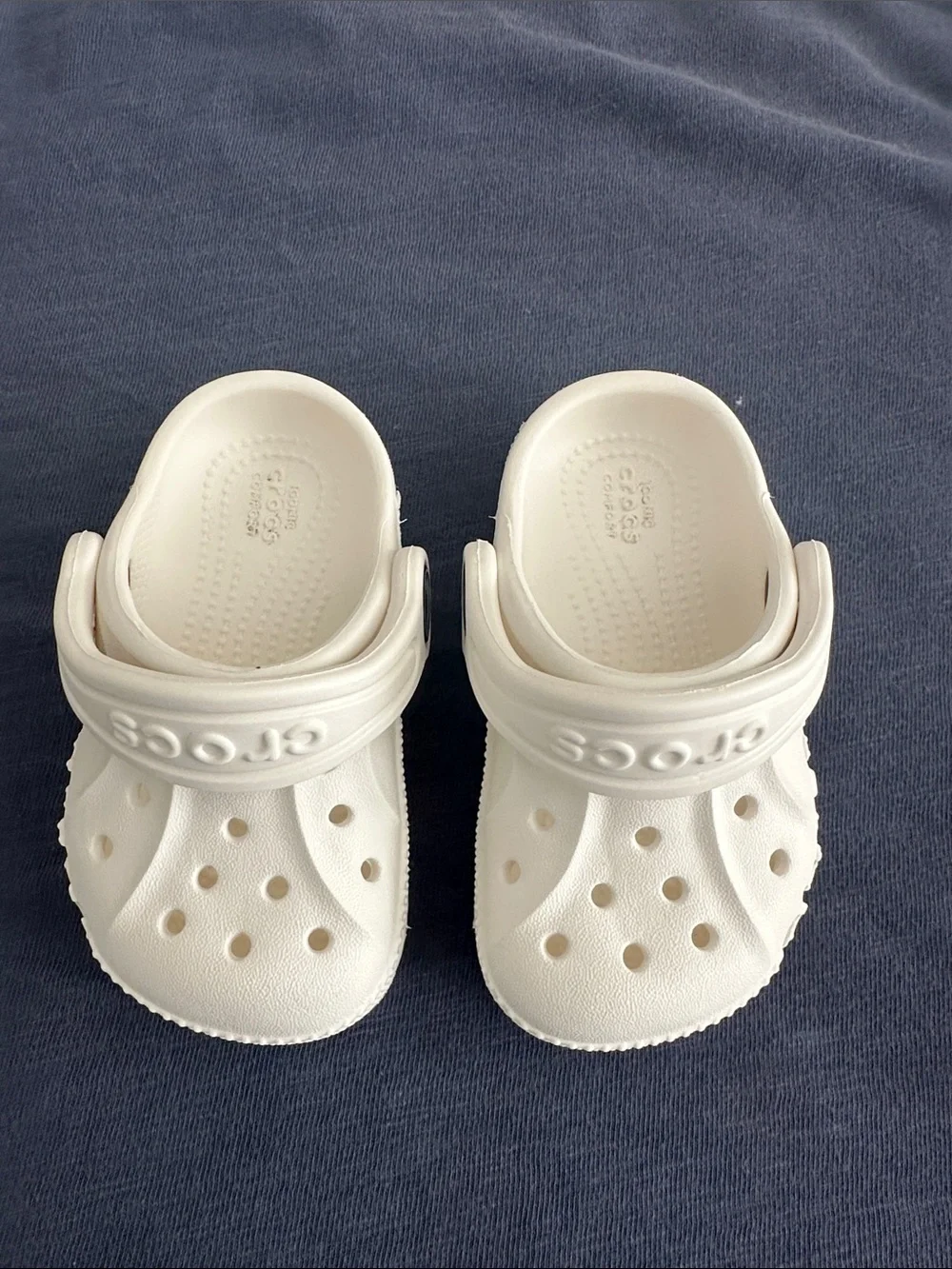 CROCS Baby Classic Clog in White Size 4